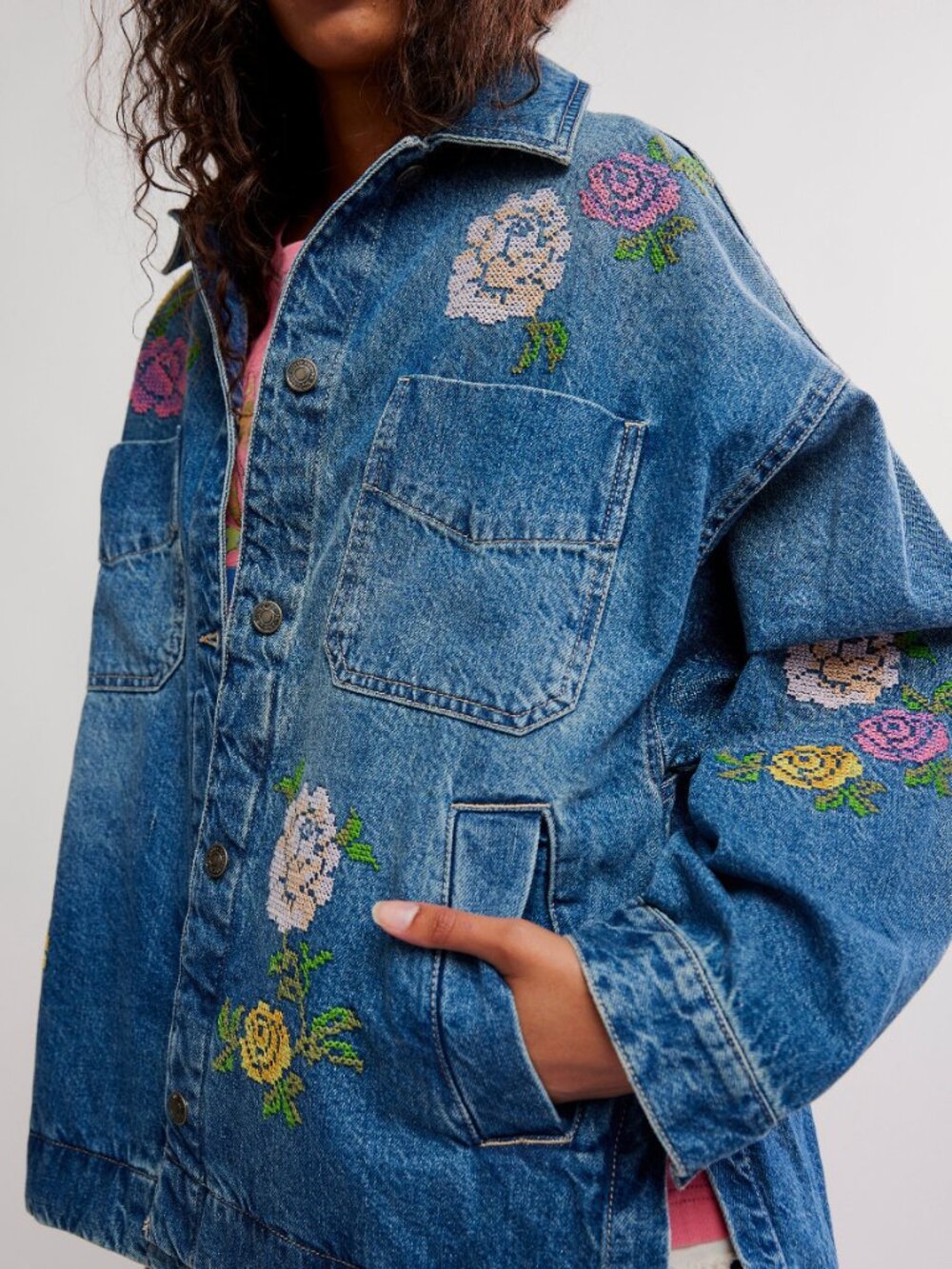 Free People Blue Denim Jean Jacket with Embroidered Floral Motif - Picture 4 of 9